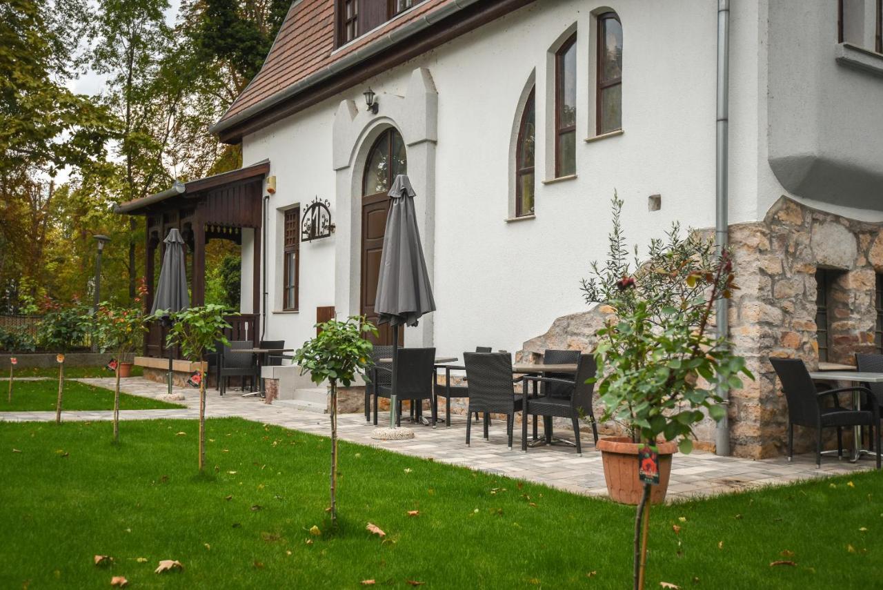 Villa Campana Siofok Ngoại thất bức ảnh